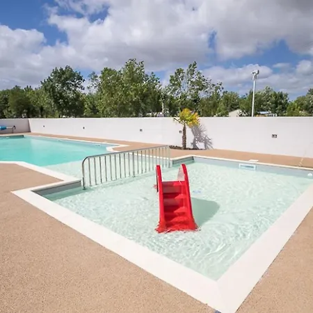 캠프장 Mobil-home Avec Terrasse A - Api-1-52-1328