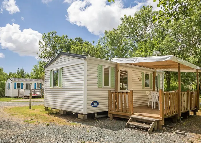 Campingplatz Mobil-home Avec Terrasse A - Api-1-52-1328