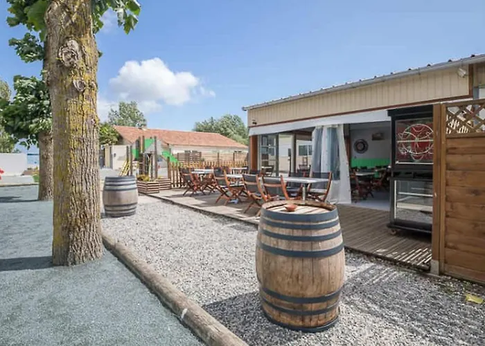 Mobil-home Avec Terrasse A - Api-1-52-1328 Campingplatz Puyravault (Vendee)