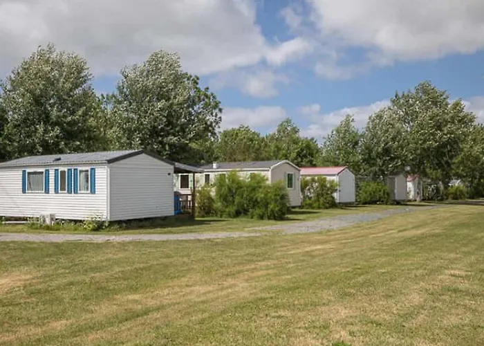 Campingplatz Mobil-home Avec Terrasse A - Api-1-52-1328 Puyravault (Vendee)
